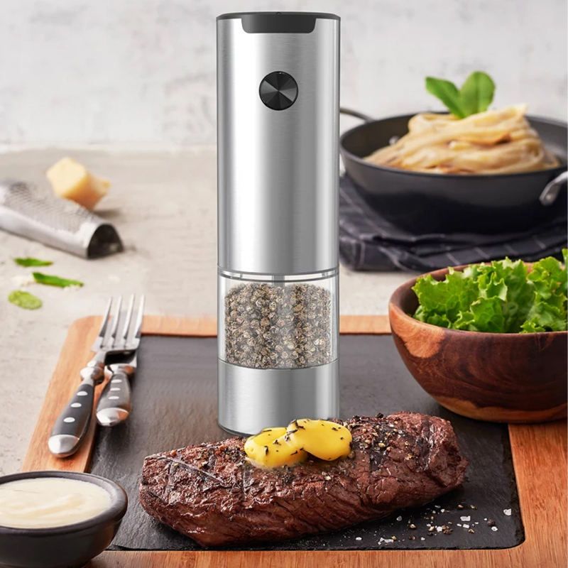 Електрична млин для перцю і специй M01 Silver
