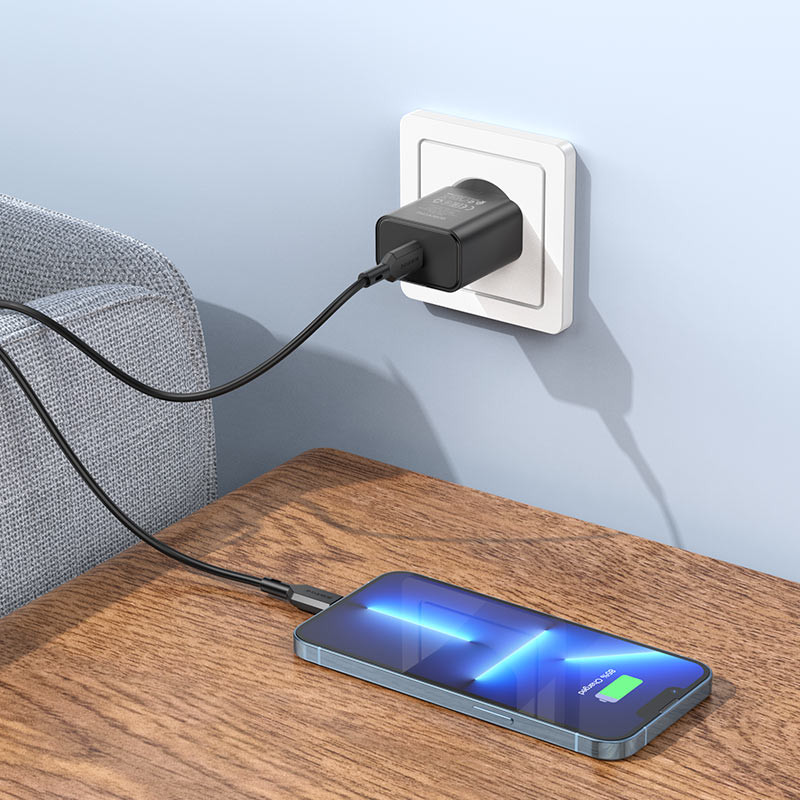Мережевий зарядний пристрій Borofone BA71A PD 20W (1×USB-C) Чорний