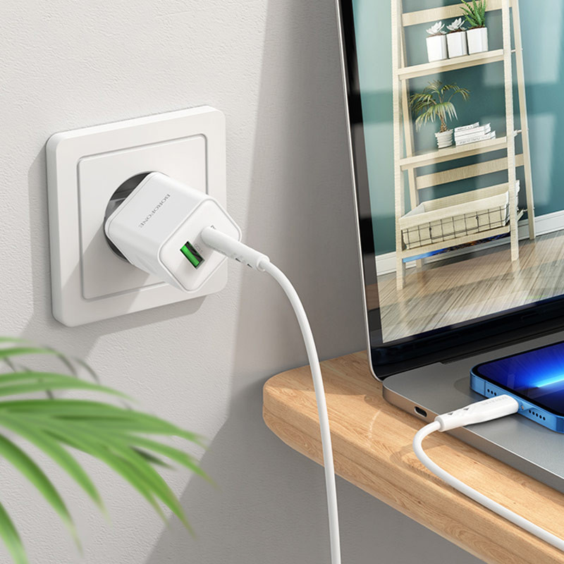 Мережевий зарядний пристрій Borofone BN7 PD 20W + QC 3.0 (1×USB-A / 1×USB-C) + кабель USB-C → Lightning White