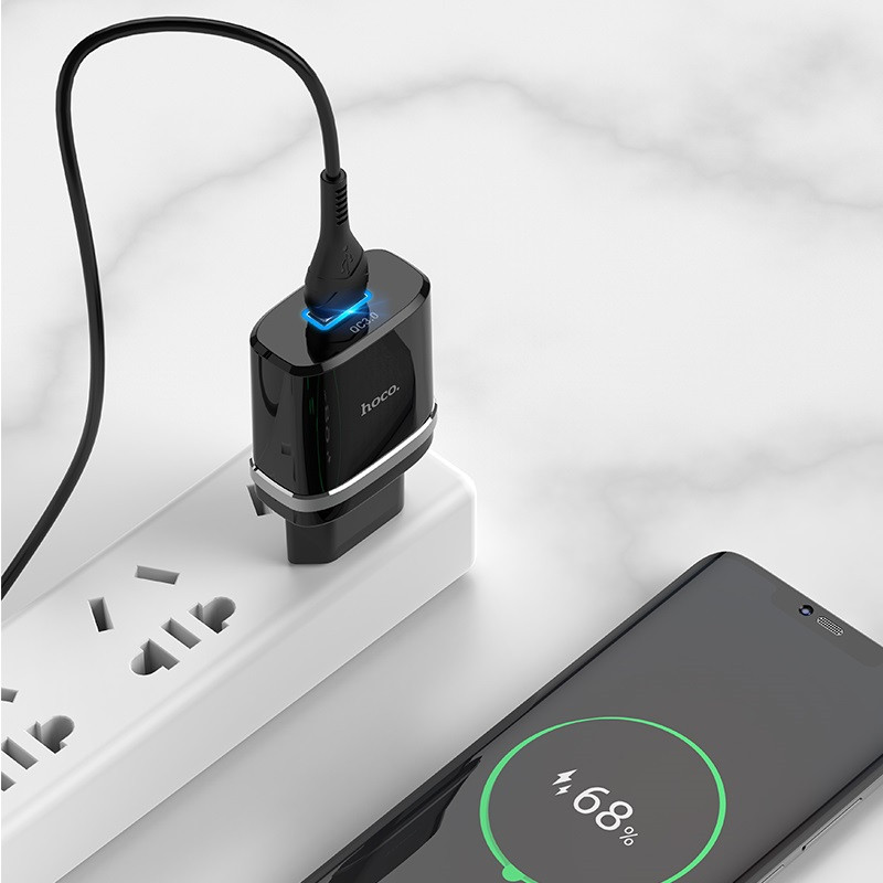Мережевий зарядний пристрій Hoco C12Q Smart QC 3.0 3 А (1×USB-A) + кабель USB to USB-C Чорний