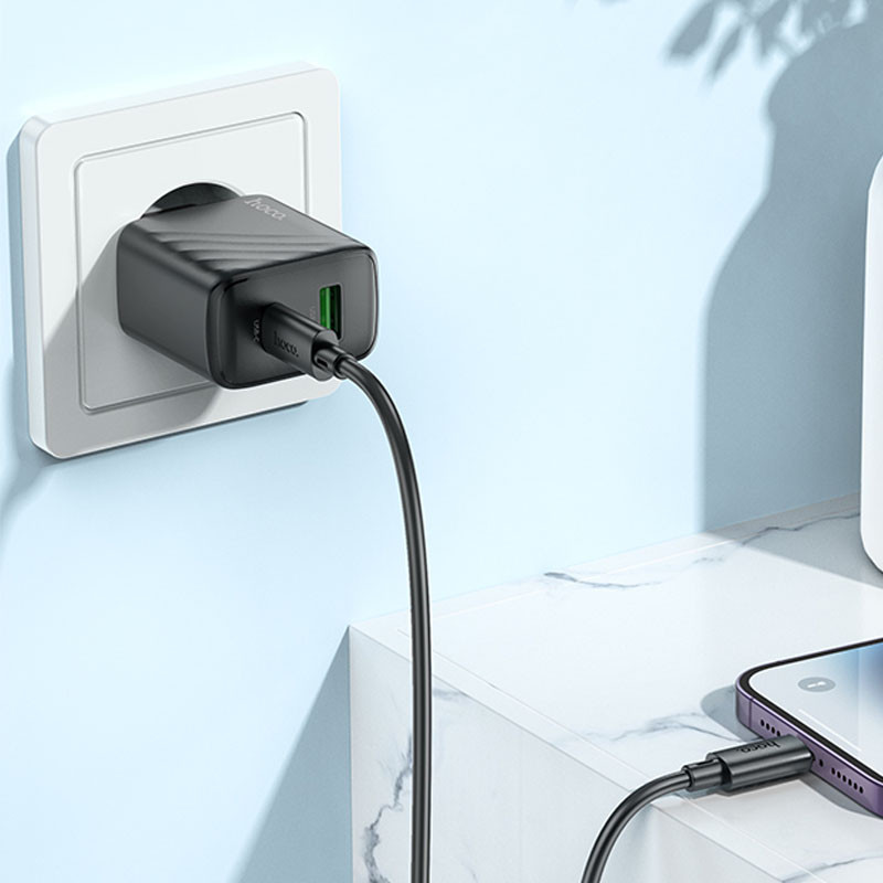 Мережевий зарядний пристрій Hoco CS23A Sunlight PD 30W + QC 3.0 (1×USB-A / 1×USB-C) Black