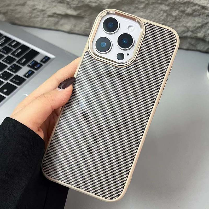 Чохол TPU + PC Carbon Mirage with Magnetic Fit для Apple iPhone 15 Pro (6.1″)