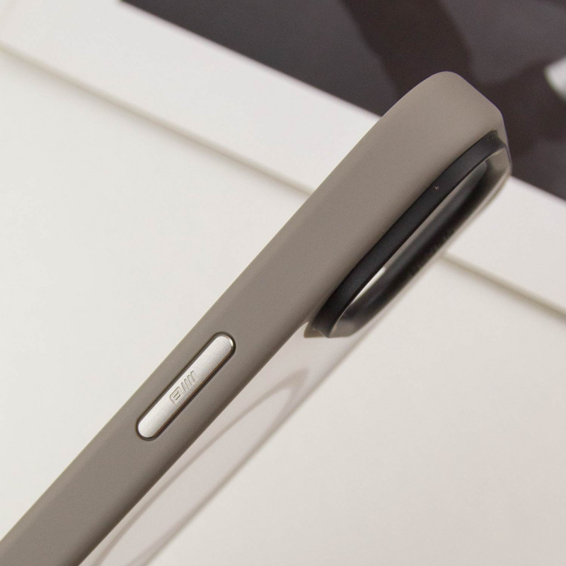 TPU + PC чохол Blueo Skin Friendly Frosted with Magnetic Fit для Apple iPhone 15 (6.1″)